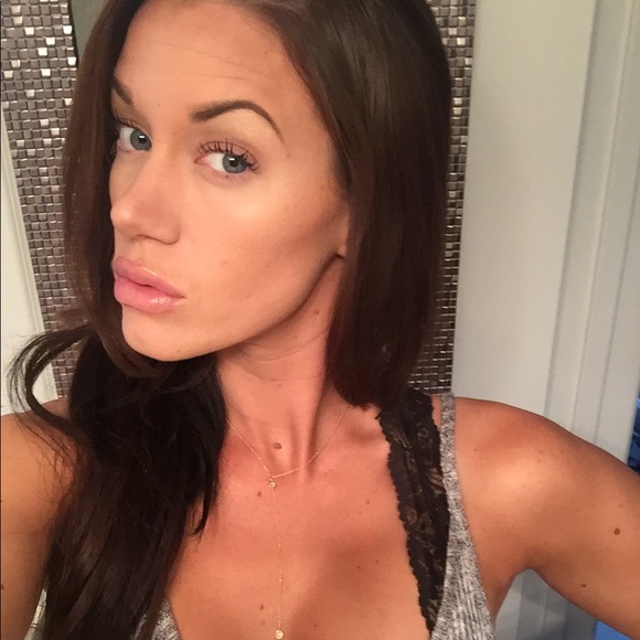 🦄 - Picture 2 of 8